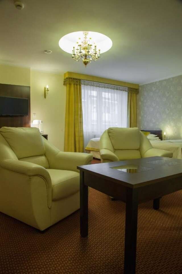 Отель Hotel Ostrawa Водзислав-Слёнски-3